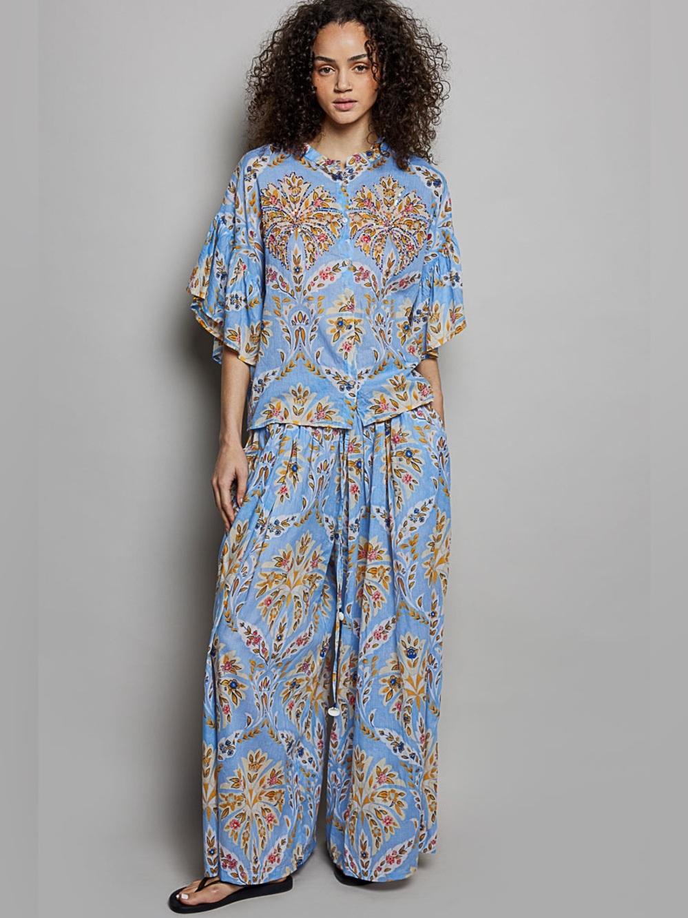 POL Floral Printed Woven Ruffle Sleeve Shirt🛍️